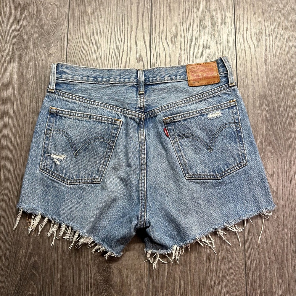 Levis 501 Skinny Light Wash 30" Distressed Cutoff Denim Shorts Womens Western